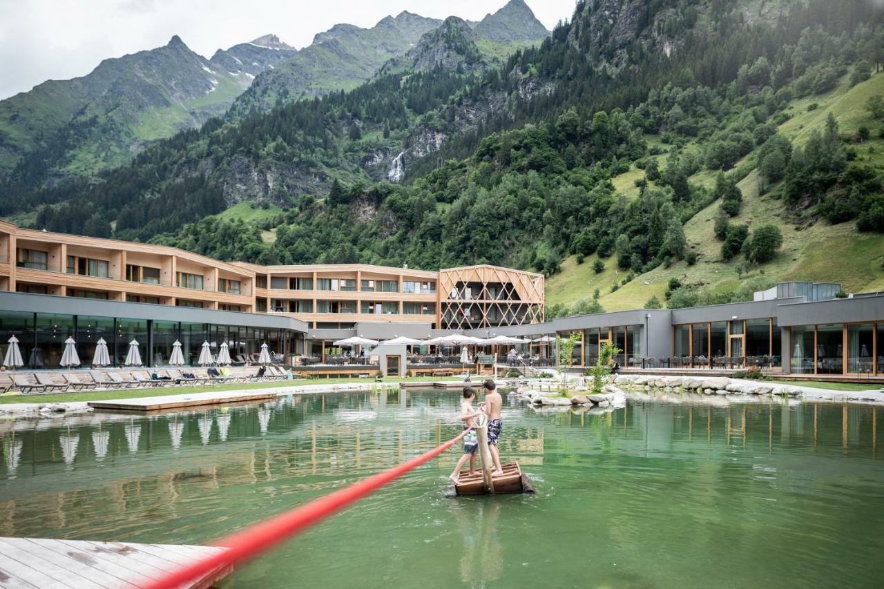 Feuerstein Nature Family Resort Colle Isarco Luaran gambar